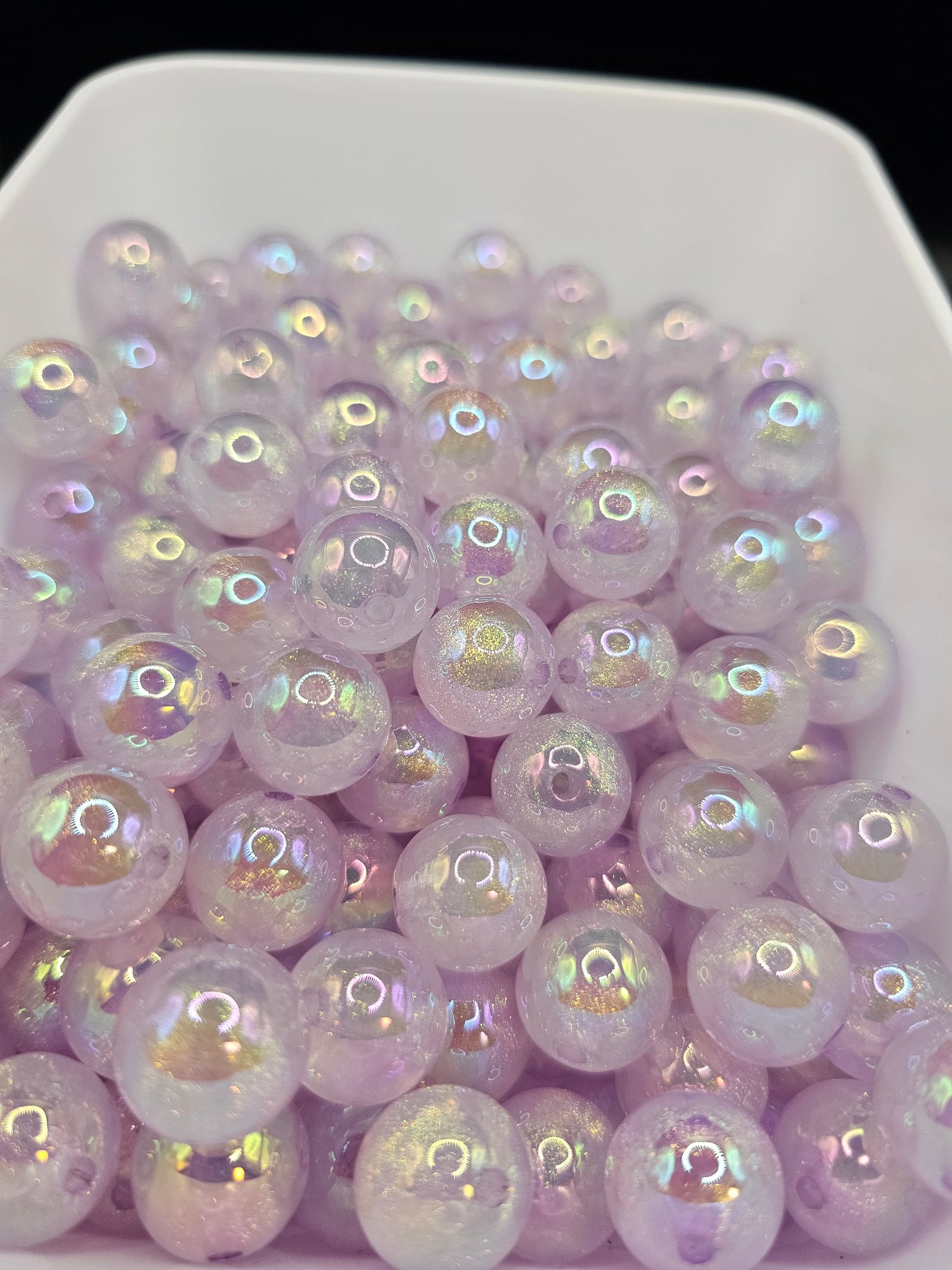 10pcs Iridescent glow in the dark light purple 16mm acrylic beads