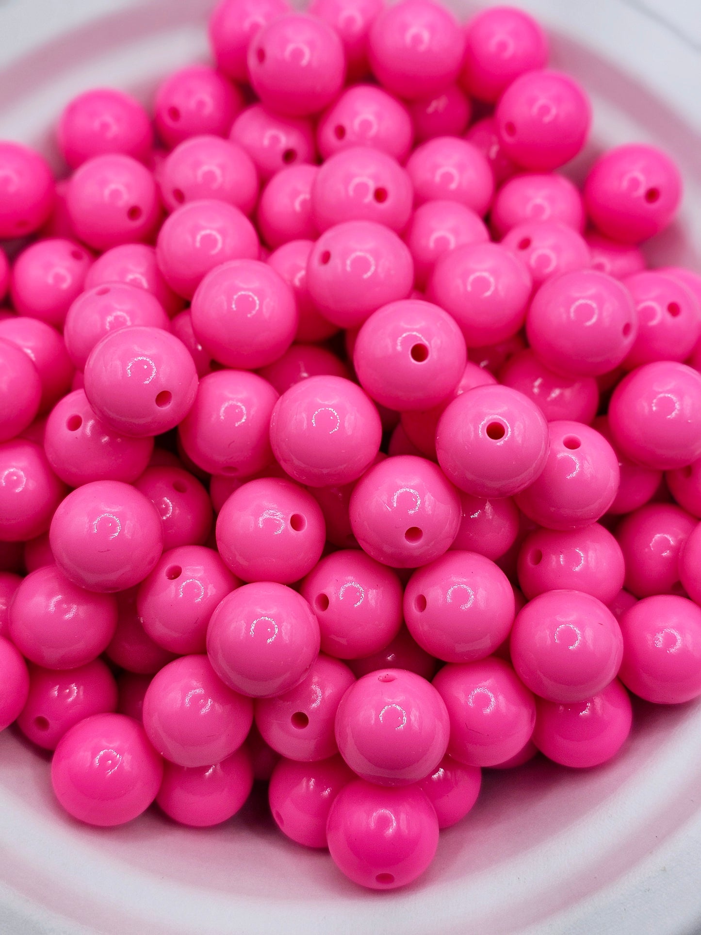 Liquid hot pink 15mm silicone round bead